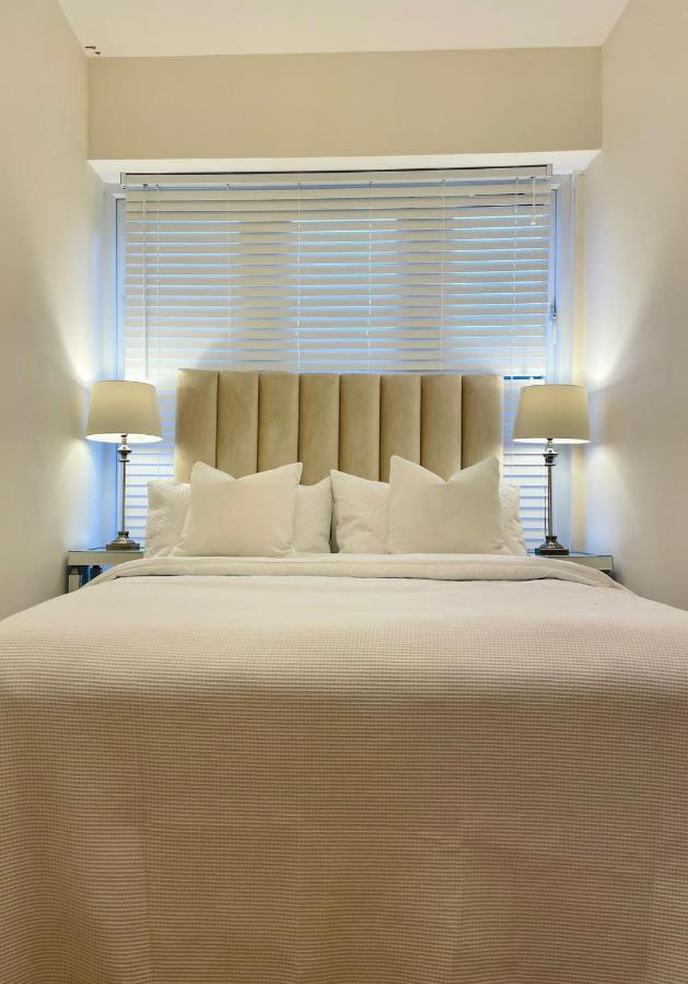 Brand New Modern Flat Southall