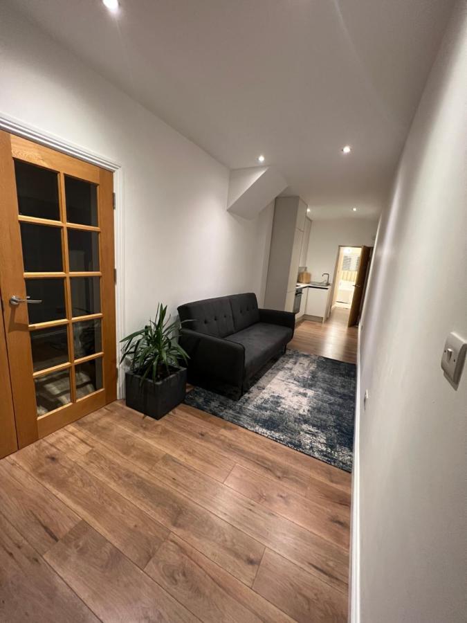 Brand New Modern Flat *